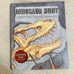 🌈2/$8  Dinosaur Hunt: A Pull-Out, Pop-Up Discovery
